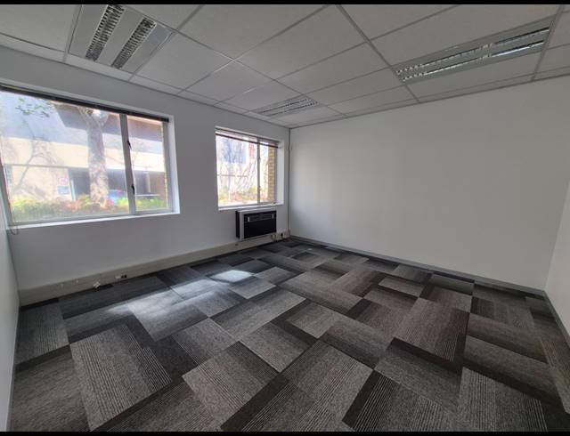 321M² OFFICE TO LET IN SANDTON CENTRAL